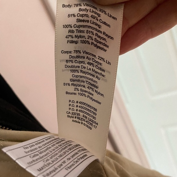 Aritzia Black Wilfred Bomber Jacket - Picture 5 of 5